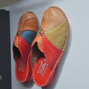 Volks Walkers Leather Slip-On Sneakers Beige - Multi Color Clogs 37 US 6.5 7